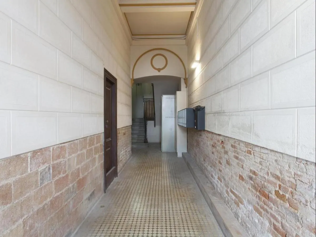 Sunny Playa Apartment Barcellona Spagna